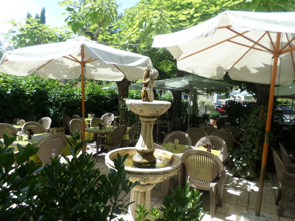 Appart'Hôtel Les Tilleuls Saint-Macaire Quarto foto