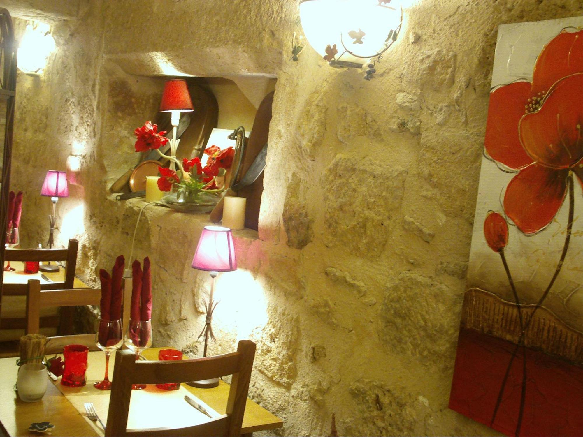 Appart'Hôtel Les Tilleuls Saint-Macaire Exterior foto